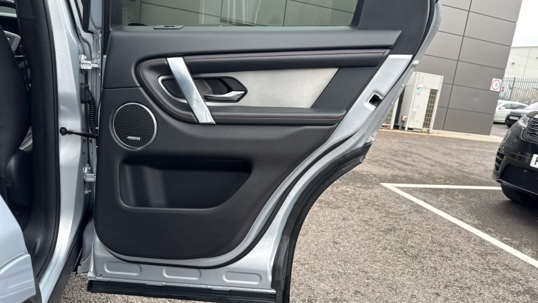 Land Rover Discovery Sport 2.0 D200 R-Dynamic HSE 5dr Auto [5 Seat] Diesel Station Wagon